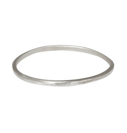 Carved Bangle in Silver