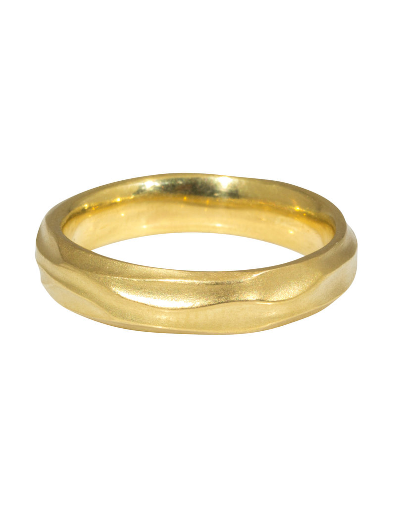 Wave Ring in 18k Yellow Gold