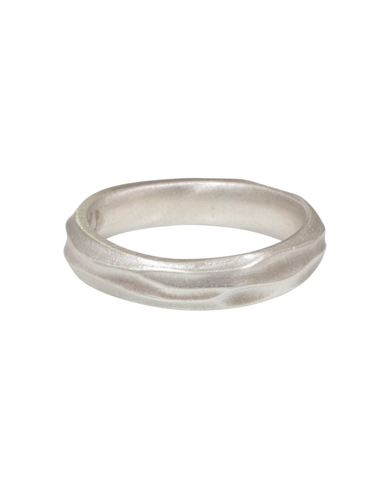 Wave Ring in Silver
