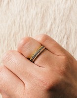 Slim Band in Sand-Textured 18k Yellow Gold