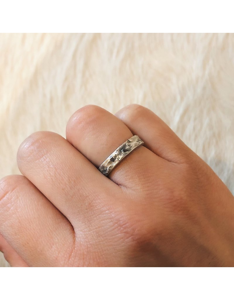 4mm Topography Ring with Diamond Mackles in Silver