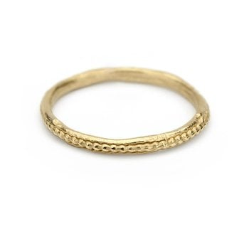 Single Beaded Band in 18k Yellow Gold