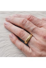 6mm Modeled Band in 18k Yellow Gold