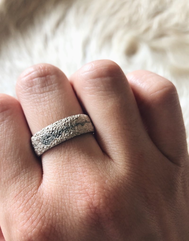 Wide Fog Sand Band in Silver
