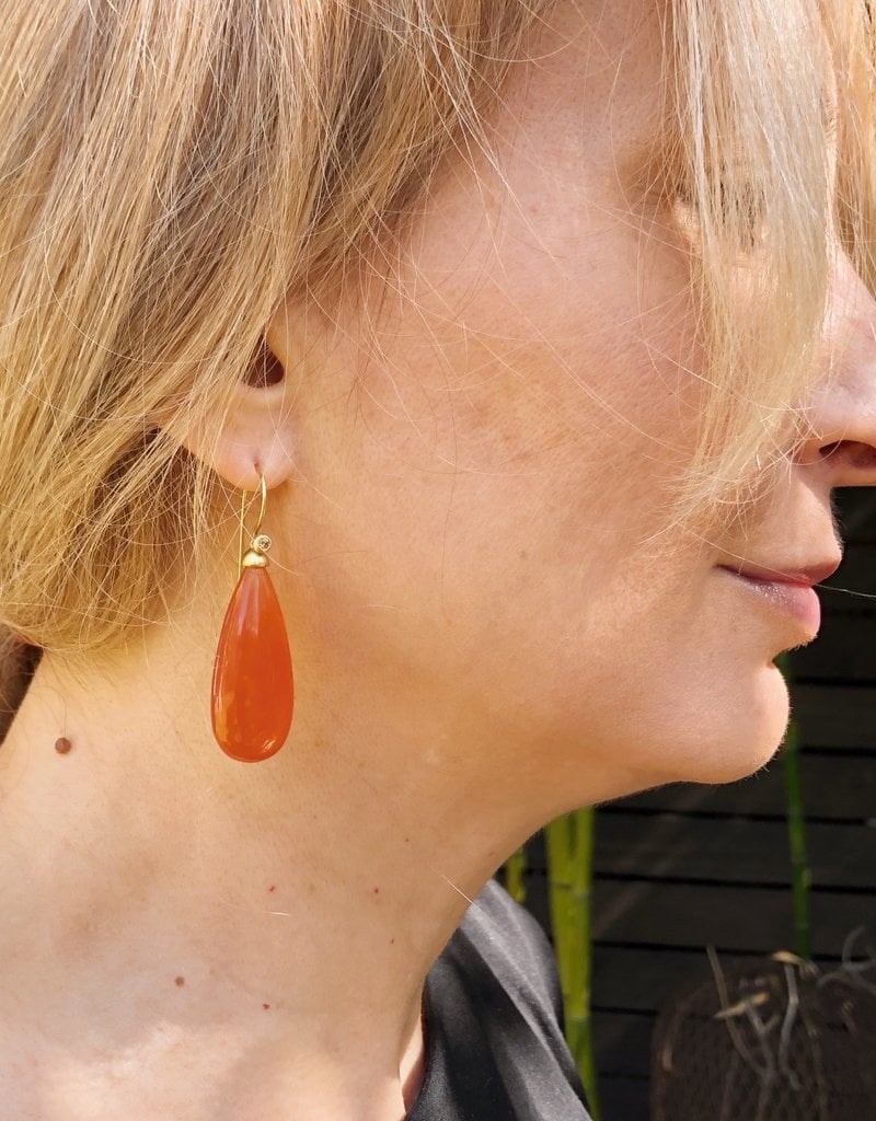 Carnelian Drop Earrings in 18k Yellow Gold