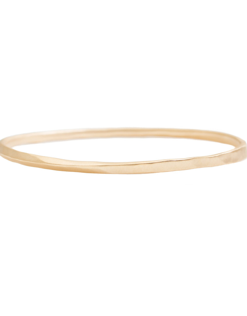 Oval Hammered Twist Bangle in 18k Rose Yellow Gold