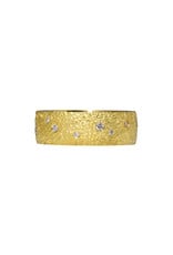 Wide Chunky Sand Band in 18k Yellow Gold with Diamonds