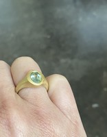Oval Celadon Green Sapphire Ring in 18k Yellow Gold