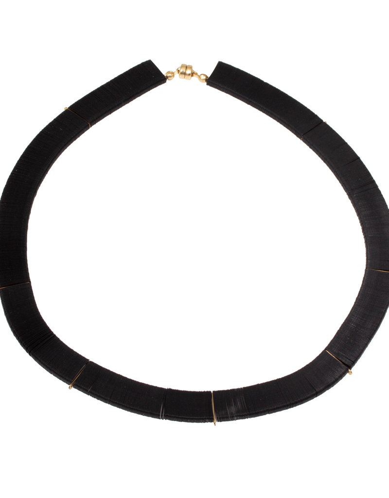 Cuervo Orbit Necklace with Black Sequins