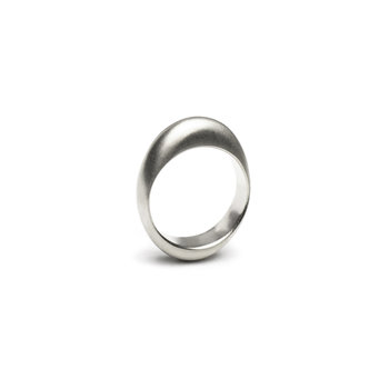 Olivia Shih 6mm Egg Ring in Silver