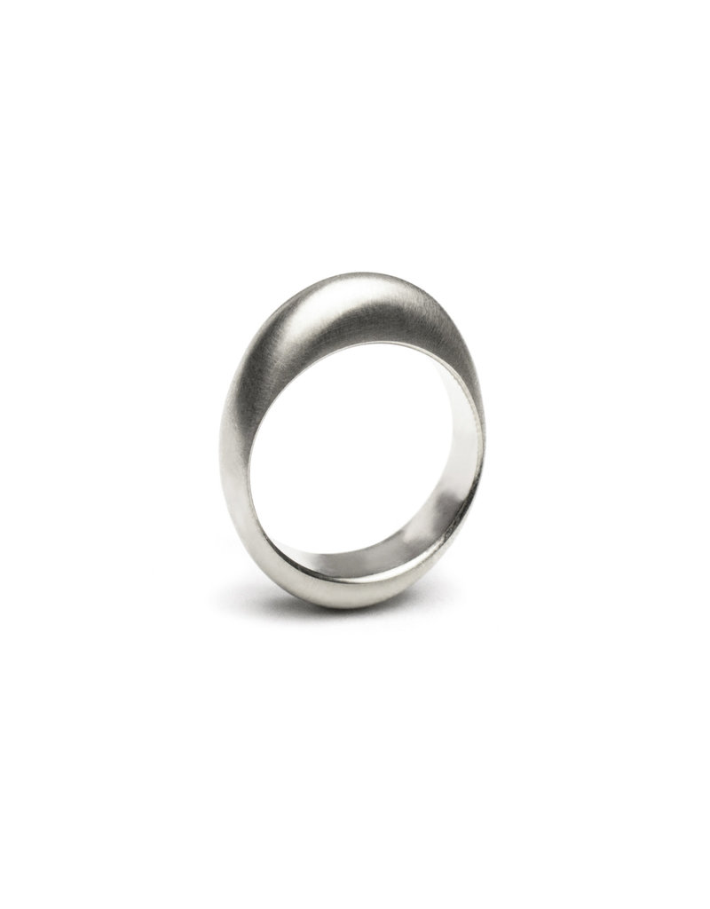 Olivia Shih 6mm Egg Ring in Silver
