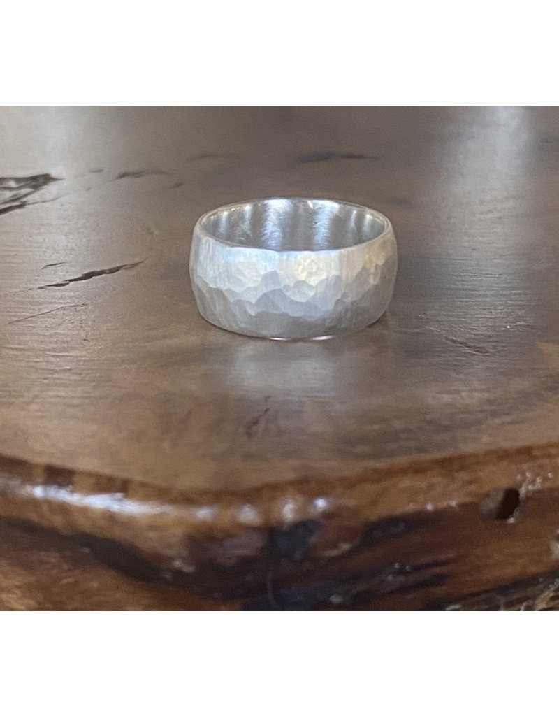 8mm Faceted Band in Silver