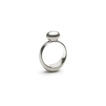 Olivia Shih Oval Ring in Silver
