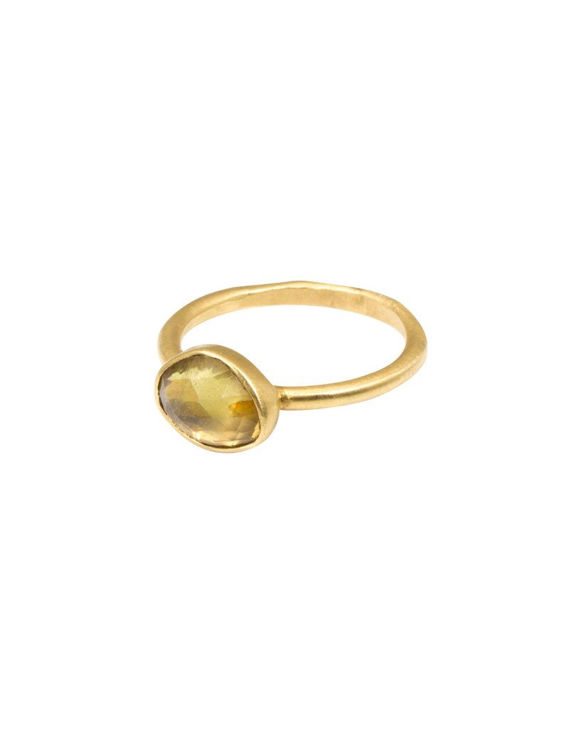 Organic Shaped Peach Sapphire Ring in 18k Yellow Gold