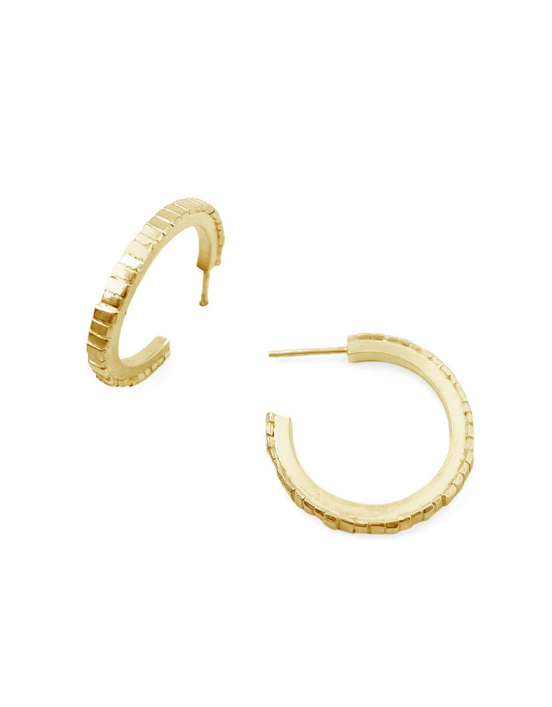 Sugar Brick Horizontal Hoops in 18k Gold