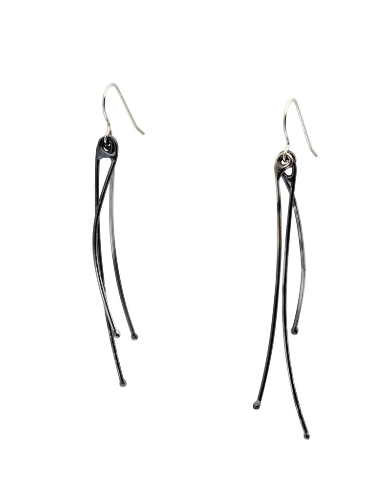 Trevi Pendro Seagrass Triple Strand Earrings in Silver