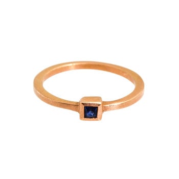 3mm Blue Square Sapphire Ring in 14k Rose Gold