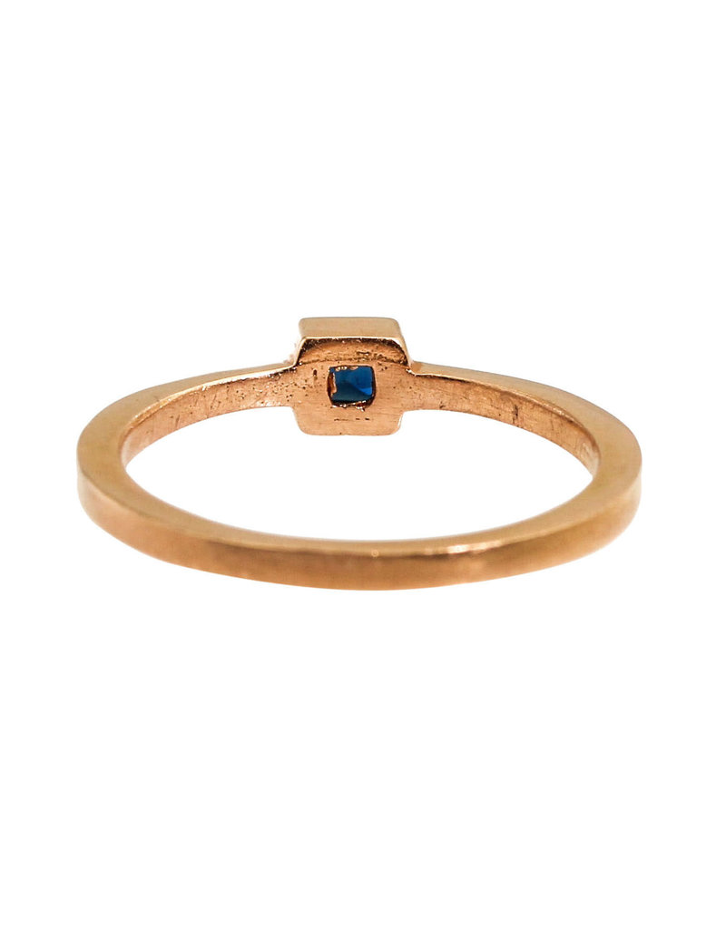 4mm Blue Square Sapphire Ring in 18k Rose Gold