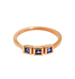 Three Blue Sapphire Ring in 18k Rose Gold