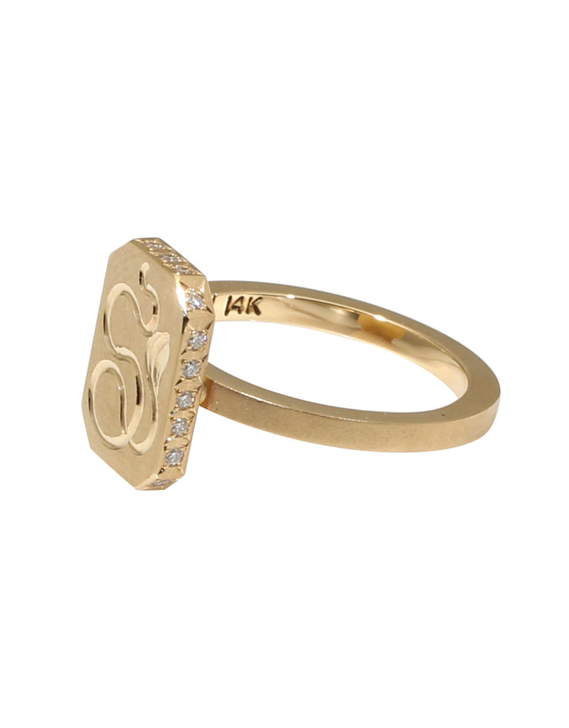 Serpent Tableau Ring with White Diamonds in 14k Gold