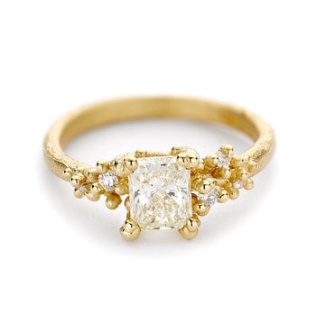 Radiant Cut Diamond Ring with Granules in 18k Gold