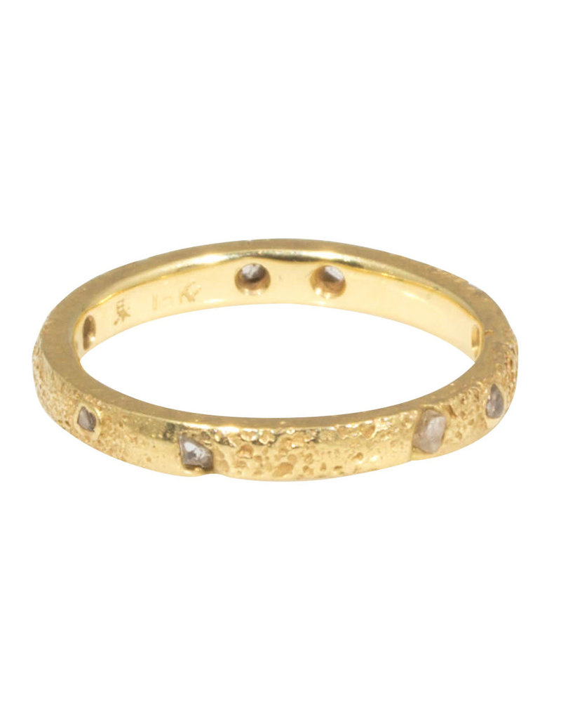 2.5mm Topography Band in 18k Yellow Gold with Diamond Mackels