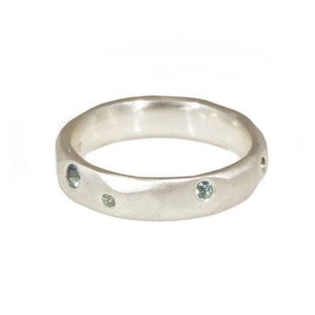 4mm Wide Facets Band in Silver with Green Sapphires