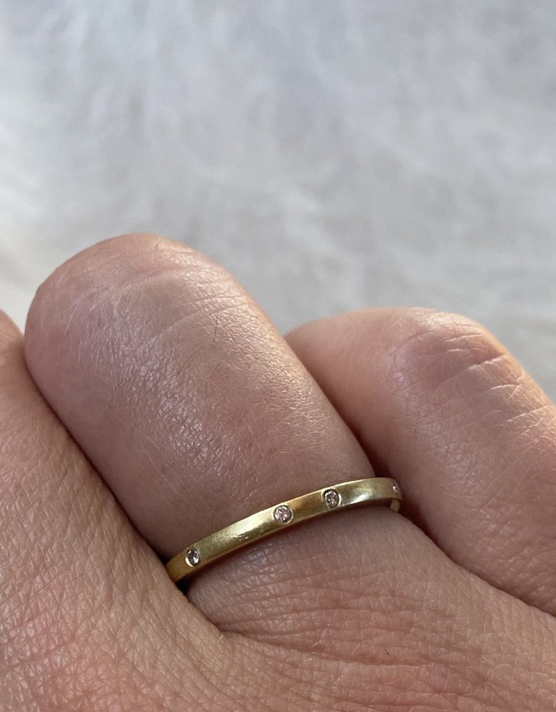 Simple Architectural in 18k Yellow Gold with White Diamonds