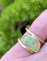 Opal Split Shank Ring in 18k Gold