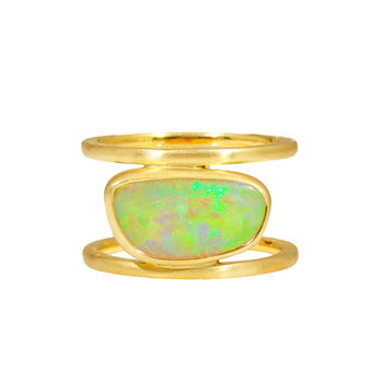 Opal Split Shank Ring in 18k Gold