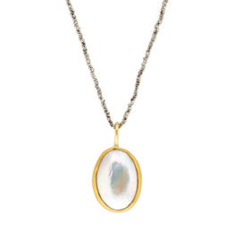 Large Loave Cultured Pearl Pendant in 22k Gold