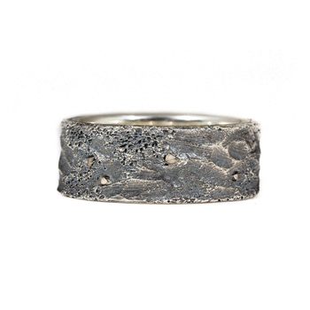 11.5 mm Topography Men's Band with Diamond Mackles in Oxidized Silver