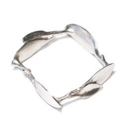 Square Leaves Bracelet in Brushed Silver