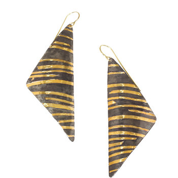 Big Sur Goldsmiths Cross Hatch on Curved Triangle Earrings in Keum-boo, 23.5k Gold, Silver and 18k Gold Wires