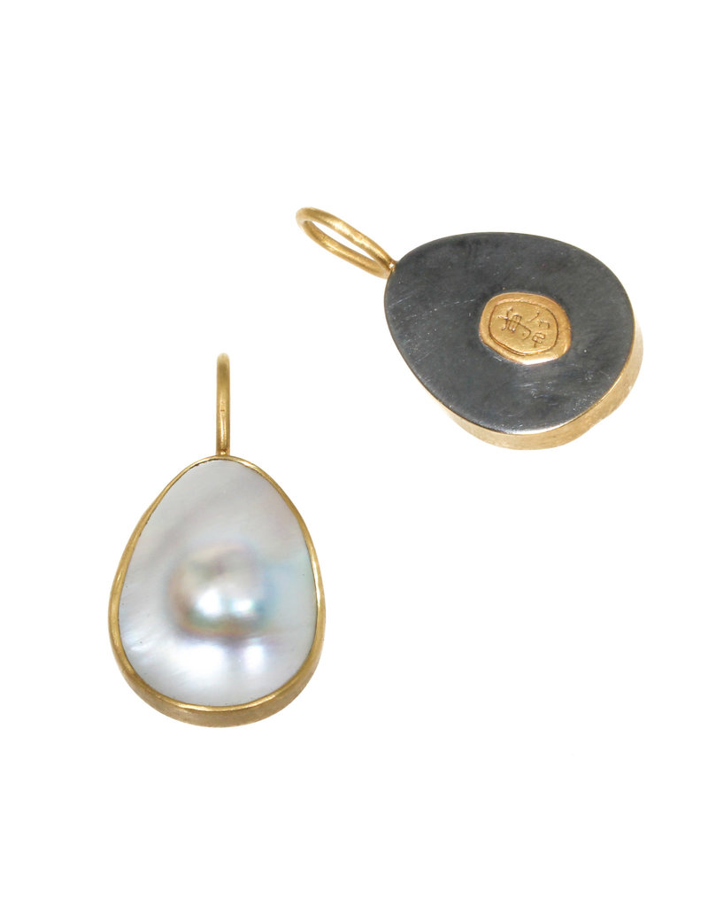 Large Dome Pearl Pendant in 18k Yellow Gold