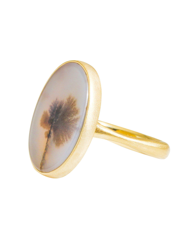 Picture Agate Ring in 18k Yellow Gold