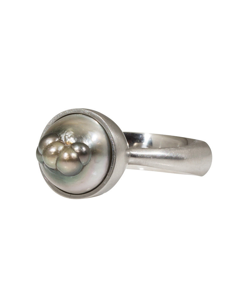 Tahitian Baroque Pearl Ring in Platinum