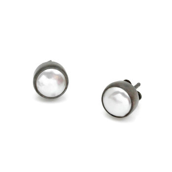 Small Biwa Post Earrings in Oxidized Silver