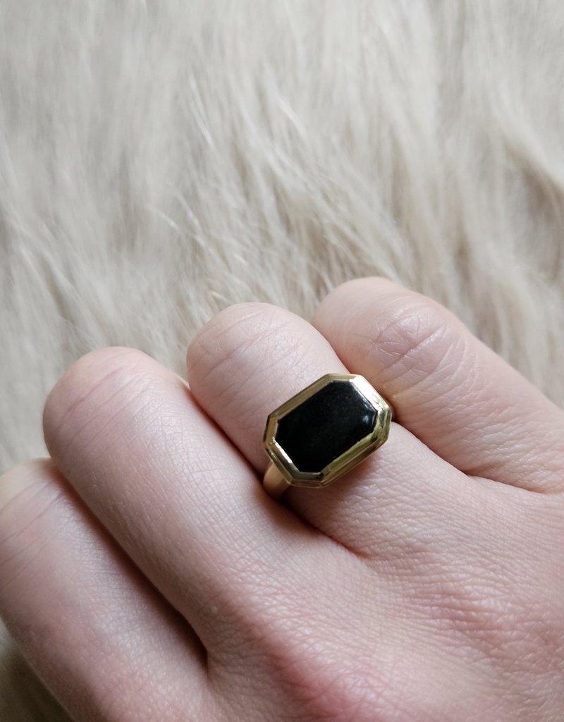 Black Jade “Tulip” Signet Ring in 18k Gold