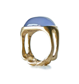 Lavender Chalcedony Ring in 10k Yellow Gold