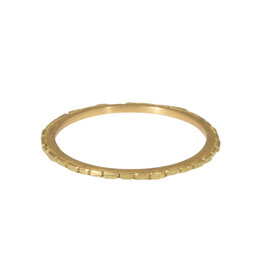 Thin Sugar Brick Ring in 18k Gold