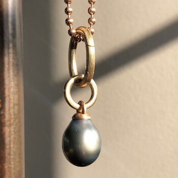 Tracy Conkle Rose and Yellow Gold Tahitian Pearl Necklace