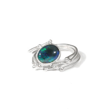 Trevi Pendro Seagrass Ring with Blue/Green Opal in Silver