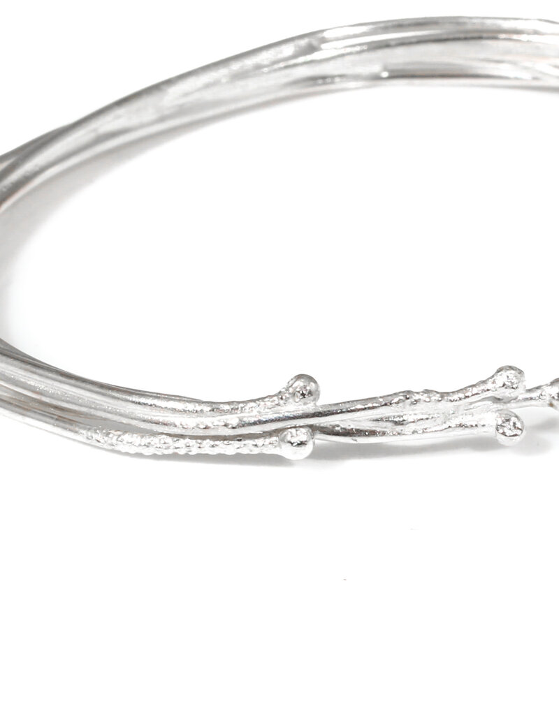 Trevi Pendro Dainty Seagrass Cuff in Silver