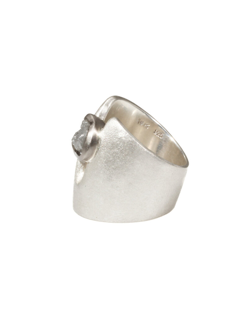 Textured Cuba Ring in Silver with Rough Grey Diamond in 18k Palladium White Gold