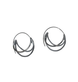 Small Pinasse Hoop Earrings in Oxidized Silver