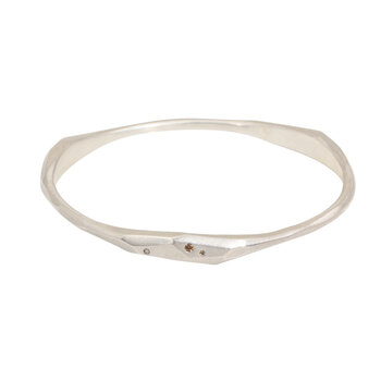 Thick and Thin Faceted Bangle in Brushed Silver with 9 Cognac Diamonds