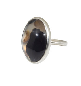 Oval Montana Agate Ring in Silver