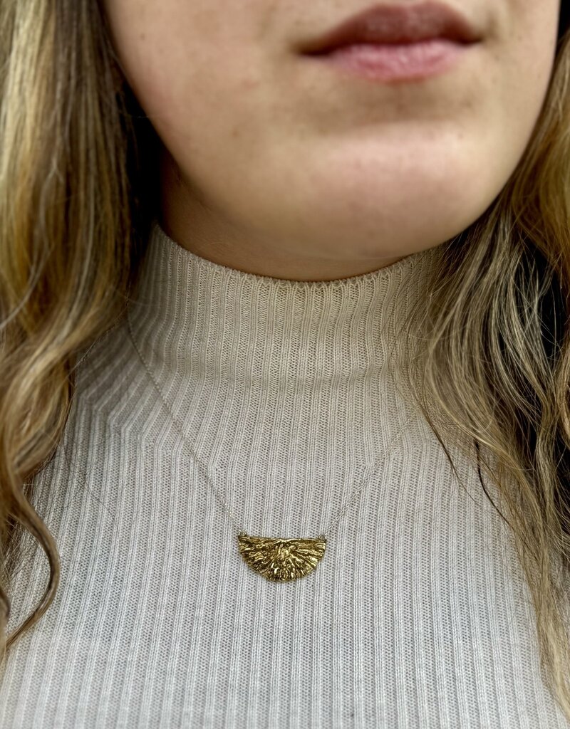 Small Kinoko Necklace in Yellow Bronze