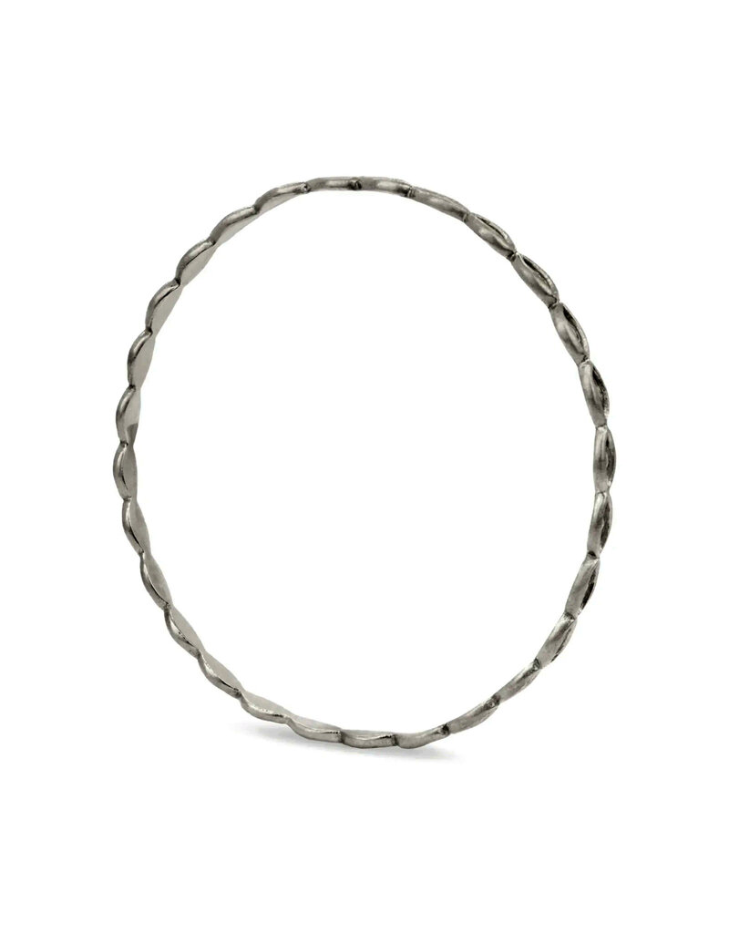 Alice Son Lovers Eyes Bangle in Oxidized Silver
